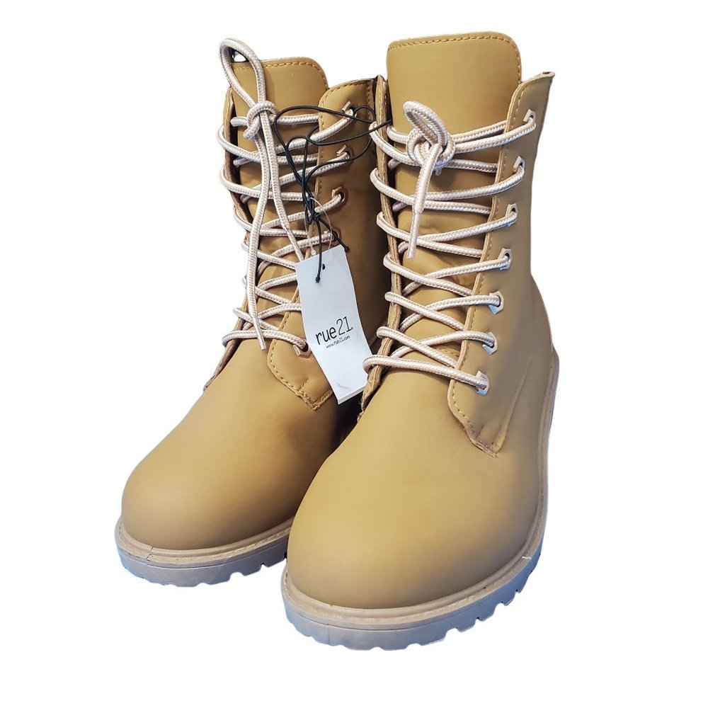 rue21 Camel Combats Lace boots Sz 9 New
